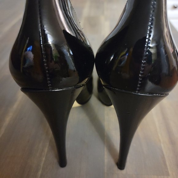 GUESS Black Heels - Picture 3 of 4